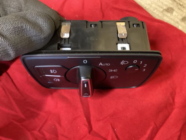 bontott VW PASSAT B8 Világítás Kapcsoló