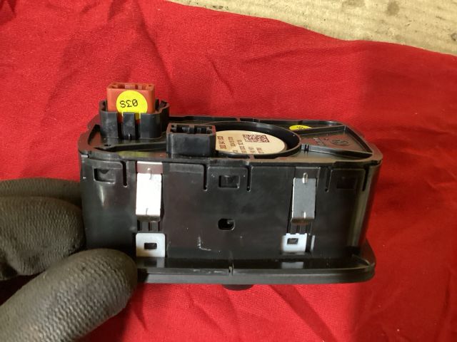 bontott VW PASSAT B8 Világítás Kapcsoló