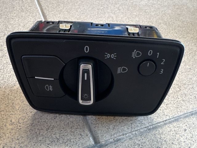 bontott VW PASSAT B8 Világítás Kapcsoló