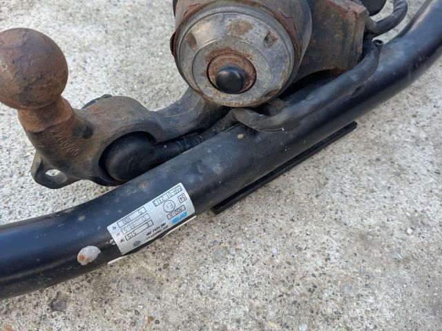 bontott VW PASSAT B8 Vonóhorog