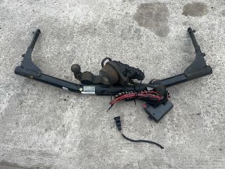 bontott VW PASSAT B8 Vonóhorog