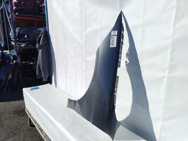 bontott VW PASSAT B9 Variant Bal első Sárvédő