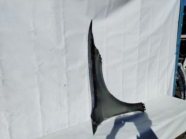 bontott VW PASSAT B9 Variant Bal első Sárvédő