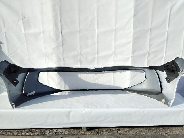 bontott VW PASSAT B9 Variant Első Lökhárító (Üresen)