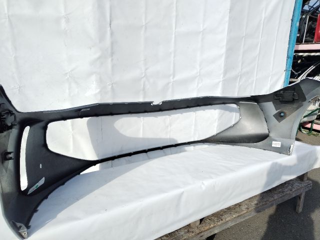 bontott VW PASSAT B9 Variant Első Lökhárító (Üresen)