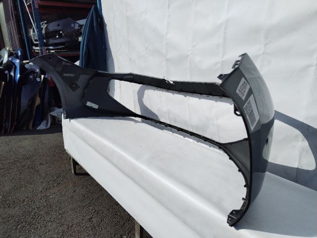 bontott VW PASSAT B9 Variant Első Lökhárító (Üresen)