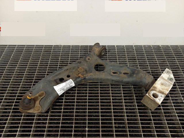 bontott VW PASSAT CC Bal első Lengőkar