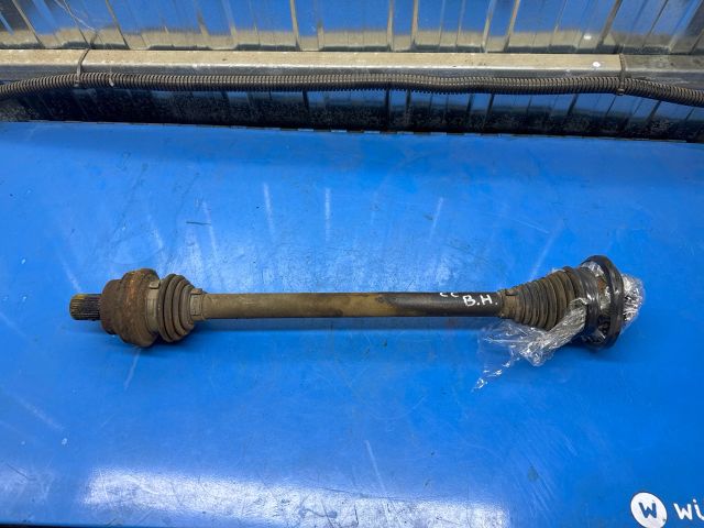 bontott VW PASSAT CC Bal hátsó Féltengely