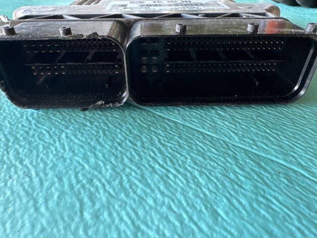 bontott VW PASSAT CC Motorvezérlő