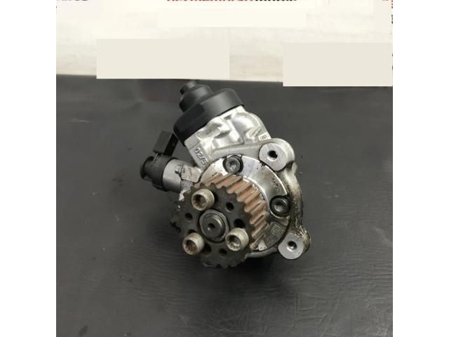 bontott VW PASSAT CC Nagynyomású Szivattyú