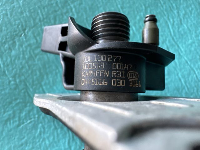 bontott VW PASSAT CC Porlasztó (1 db)