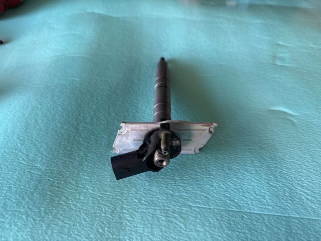 bontott VW PASSAT CC Porlasztó (1 db)