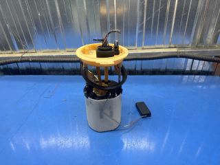 bontott VW PASSAT CC Üzemanyag Szivattyú