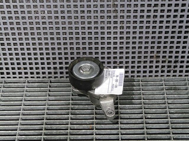 bontott VW PASSAT CC Vezérlés Lánc / Szíj Feszítő Görgő