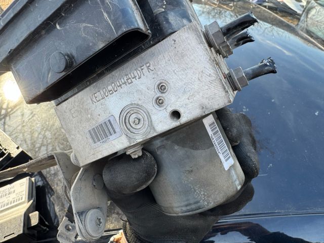 bontott VW PASSAT CC ABS Kocka