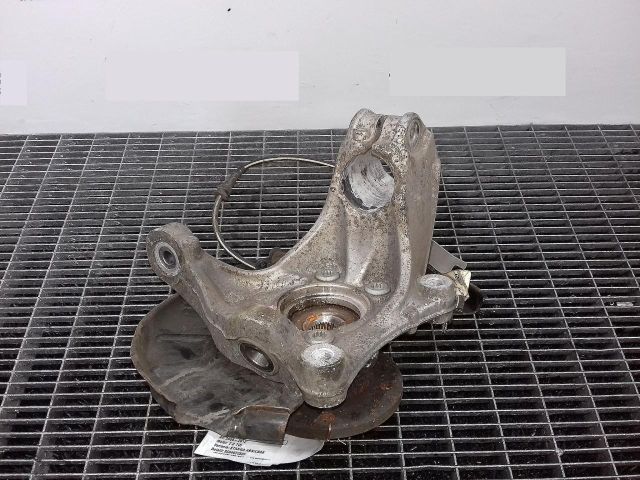 bontott VW PASSAT CC Bal első Csonkállvány