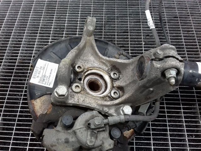 bontott VW PASSAT CC Bal első Csonkállvány