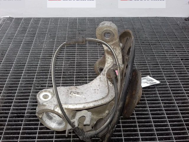 bontott VW PASSAT CC Bal első Csonkállvány