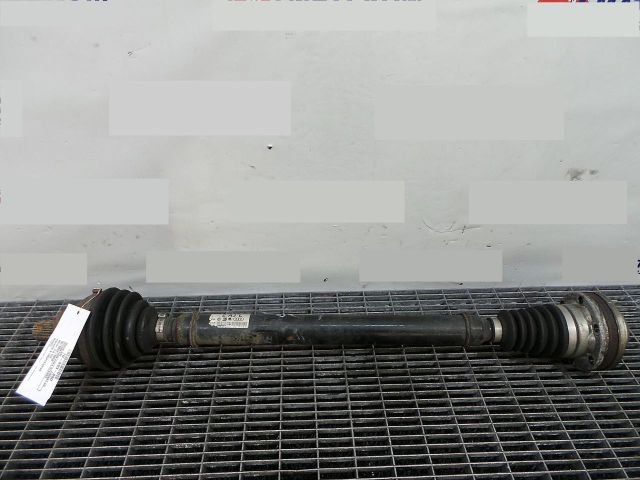 bontott VW PASSAT CC Bal Féltengely