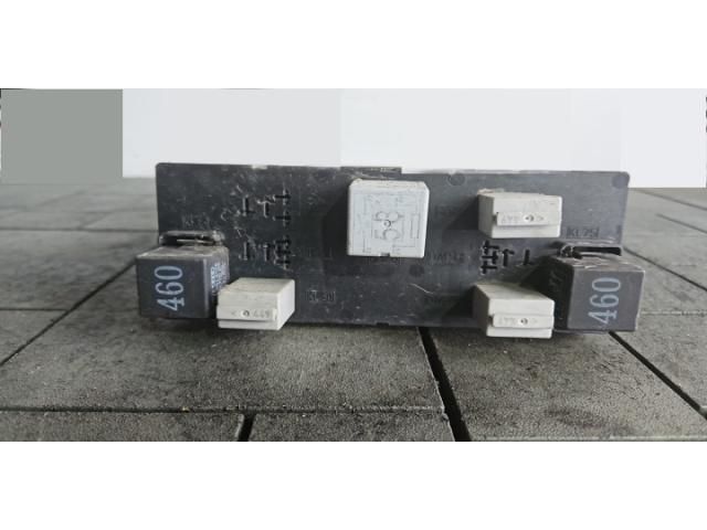 bontott VW PASSAT CC Biztosítéktábla Motortér