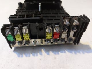 bontott VW PASSAT CC Biztosítéktábla Motortér