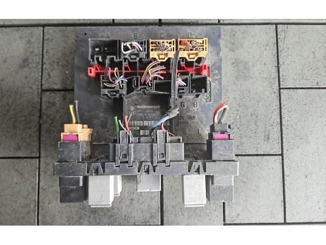 bontott VW PASSAT CC Biztosítéktábla Motortér