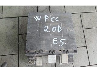 bontott VW PASSAT CC Biztosítéktábla Motortér