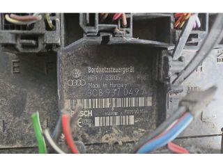 bontott VW PASSAT CC Biztosítéktábla Motortér