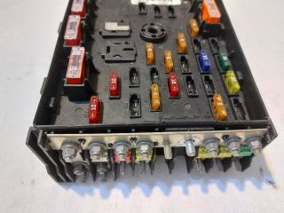 bontott VW PASSAT CC Biztosítéktábla Motortér