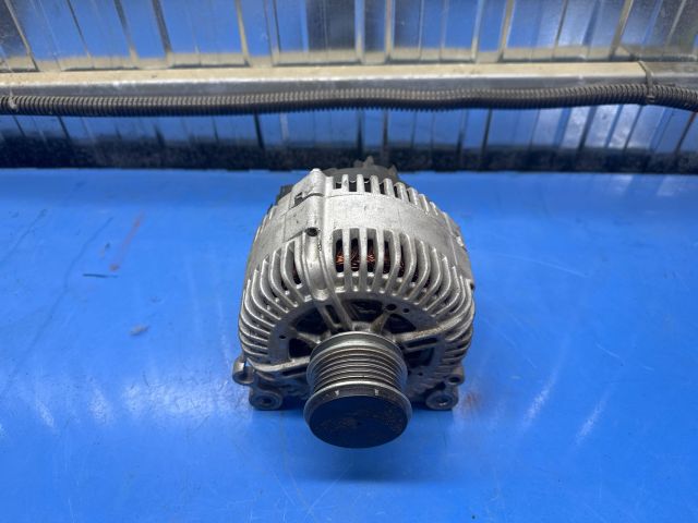 bontott VW PASSAT CC Generátor