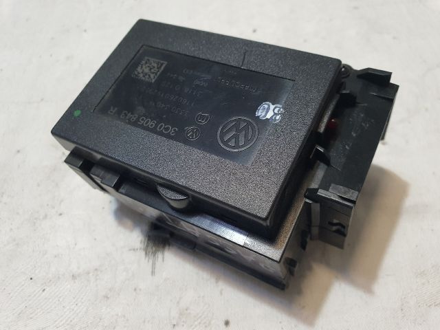 bontott VW PASSAT CC Gyújtáskapcsoló Házzal