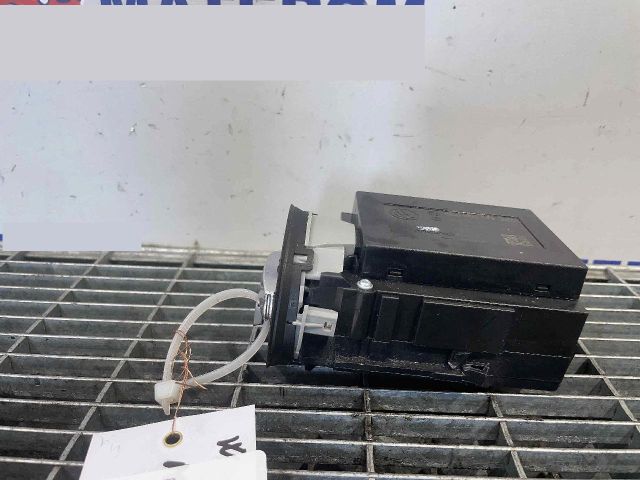 bontott VW PASSAT CC Gyújtáskapcsoló