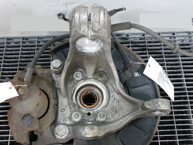 bontott VW PASSAT CC Jobb első Csonkállvány