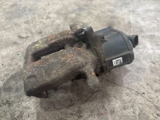 bontott VW PASSAT CC Jobb hátsó Féknyereg Munkahengerrel