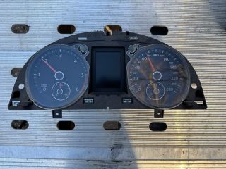 bontott VW PASSAT CC Kilométeróra