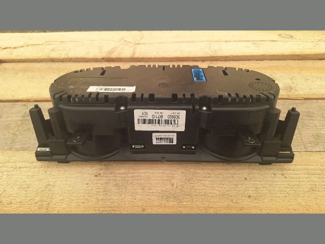 bontott VW PASSAT CC Kilométeróra