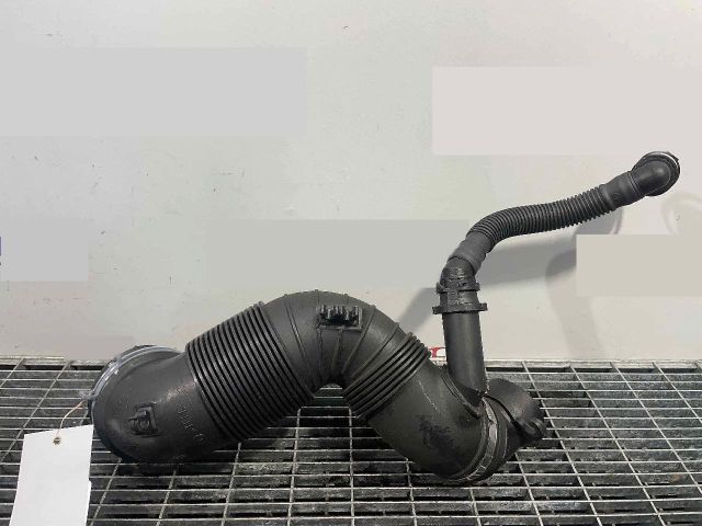 bontott VW PASSAT CC Légbeömlő Cső
