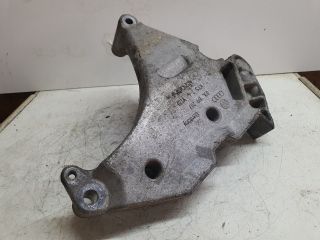 bontott VW PASSAT CC Motor Tartó Bak (Fém)