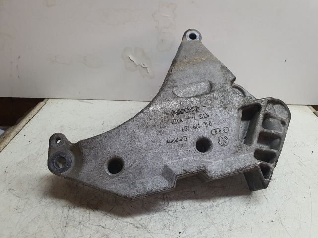 bontott VW PASSAT CC Motor Tartó Bak (Fém)