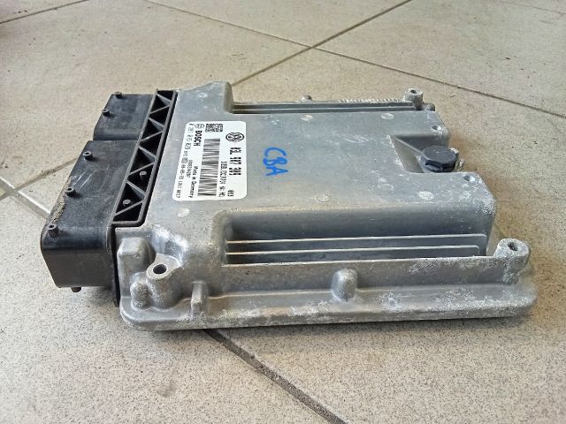 bontott VW PASSAT CC Motorvezérlő