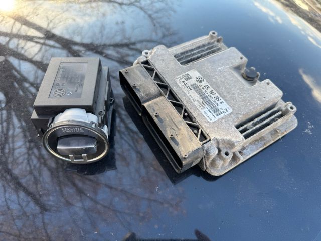 bontott VW PASSAT CC Motorvezérlő