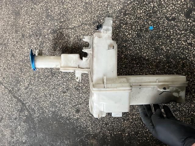 bontott VW PASSAT CC Ablakmosó Tartály