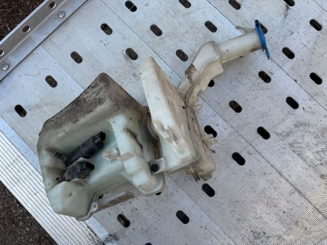 bontott VW PASSAT CC Ablakmosó Tartály