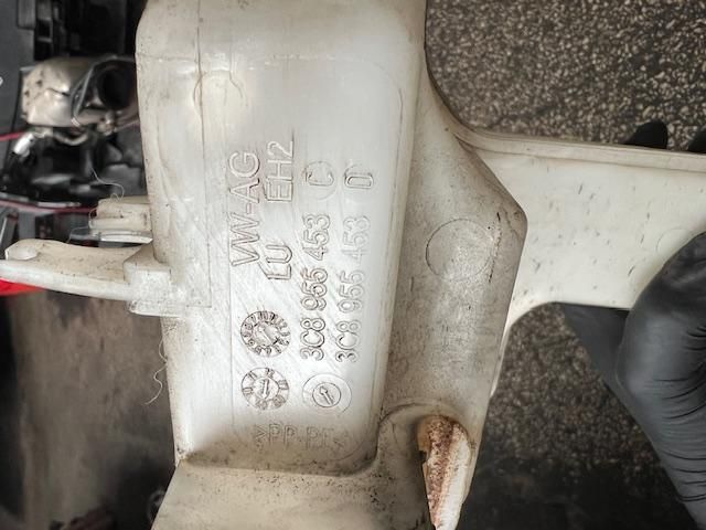 bontott VW PASSAT CC Ablakmosó Tartály