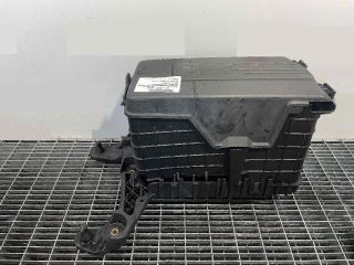 bontott VW PASSAT CC Akkumulátor Tartó