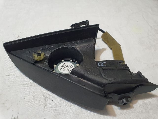 bontott VW PASSAT CC Bal A Oszlop Hangszóró Burkolat