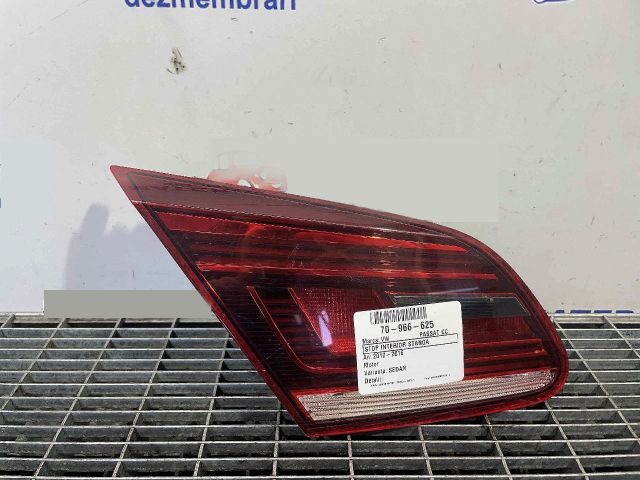 bontott VW PASSAT CC Bal Belső Hátsó Lámpa