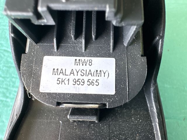 bontott VW PASSAT CC Bal első Ablakemelő Kapcsoló