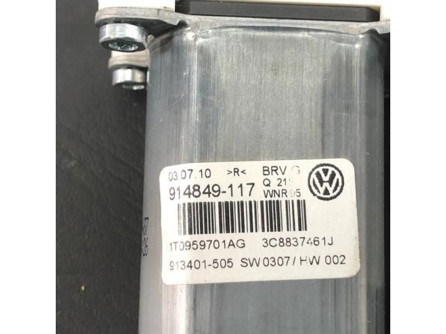 bontott VW PASSAT CC Bal első Ablakemelő Motor