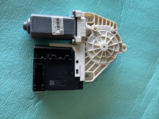 bontott VW PASSAT CC Bal első Ablakemelő Motor